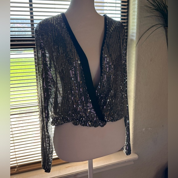Forever 21 Black and Silver Sequin Blouse - Picture 1 of 3